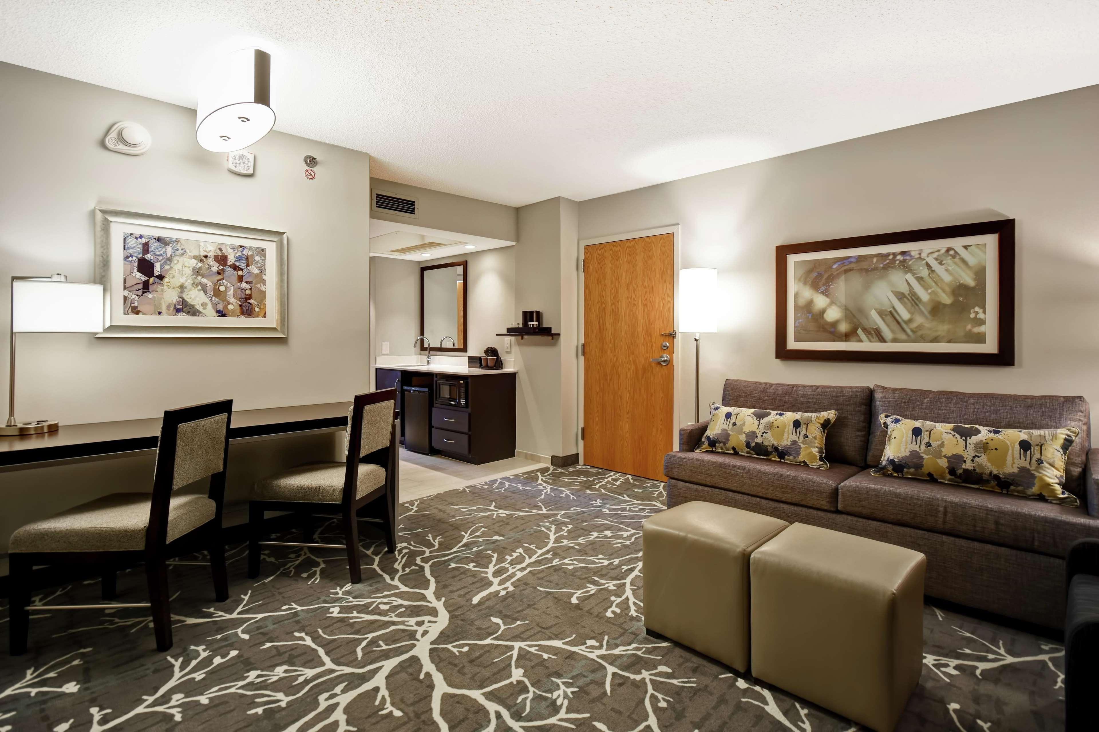Embassy Suites By Hilton Raleigh Durham Research Triangle Cary Exteriör bild