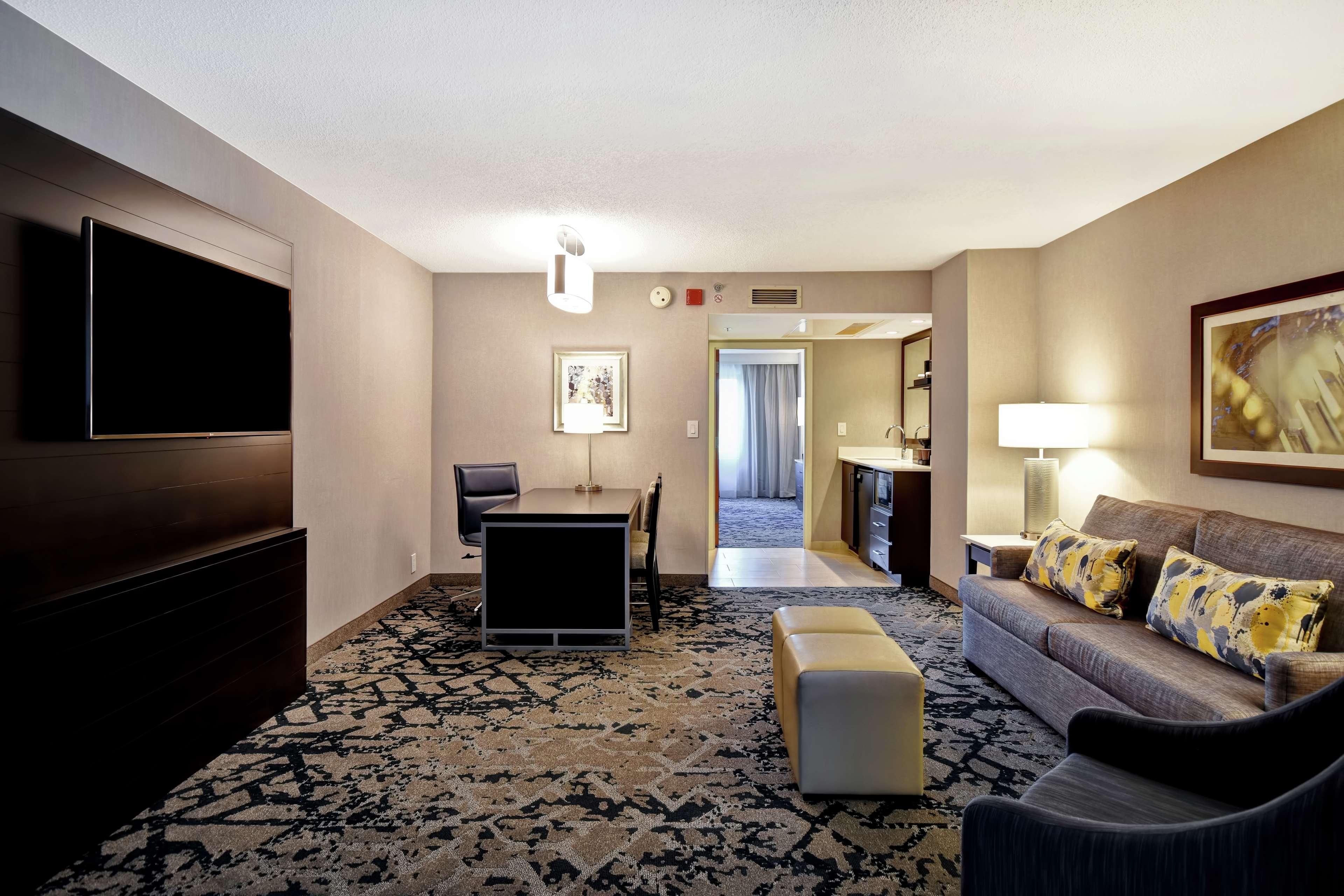 Embassy Suites By Hilton Raleigh Durham Research Triangle Cary Exteriör bild