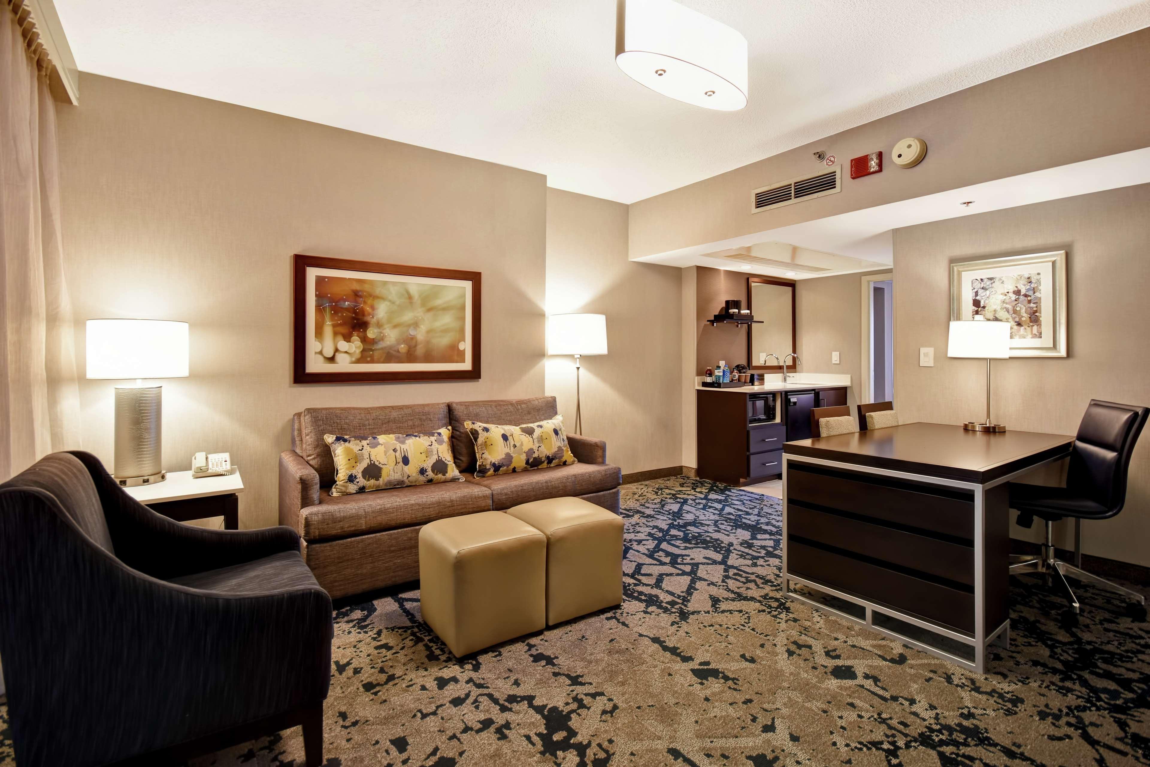 Embassy Suites By Hilton Raleigh Durham Research Triangle Cary Exteriör bild
