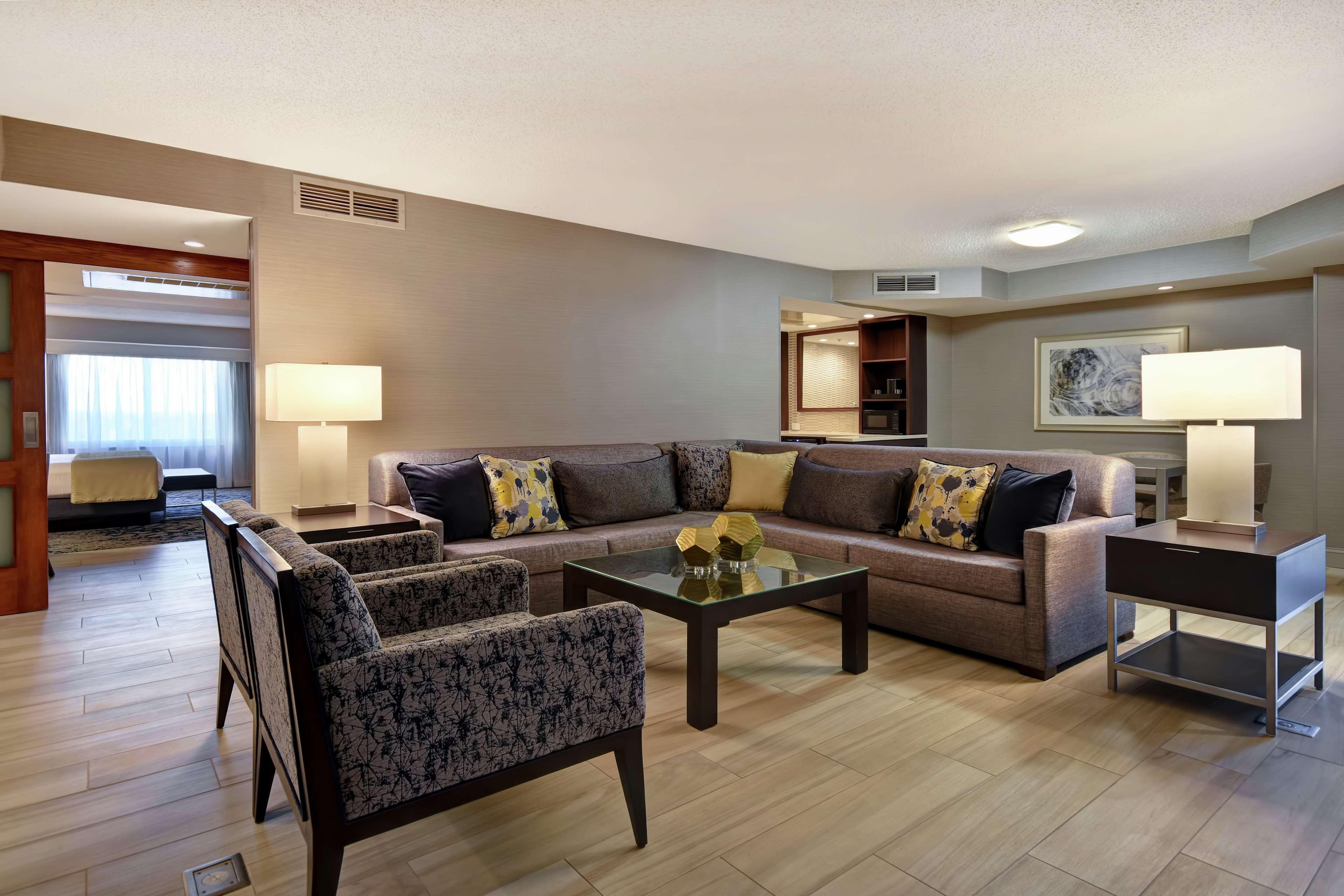 Embassy Suites By Hilton Raleigh Durham Research Triangle Cary Exteriör bild