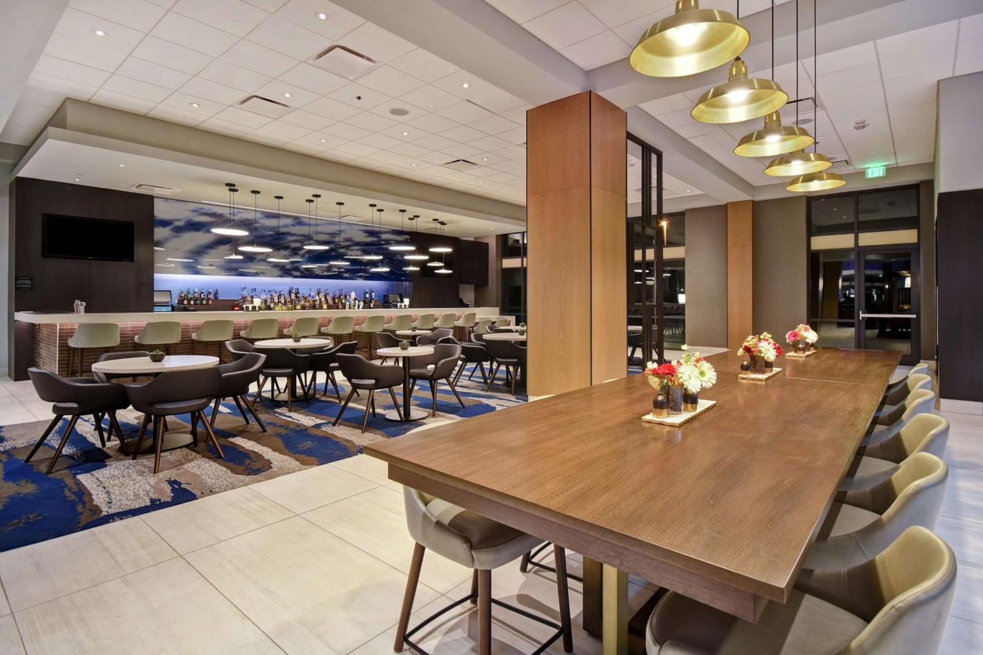 Embassy Suites By Hilton Raleigh Durham Research Triangle Cary Exteriör bild